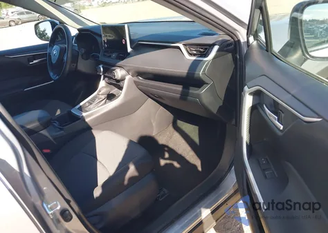 2025 Toyota Rav4 Xle z USA, uszkodzony, nr VIN 2T3P1RFV3SW541609